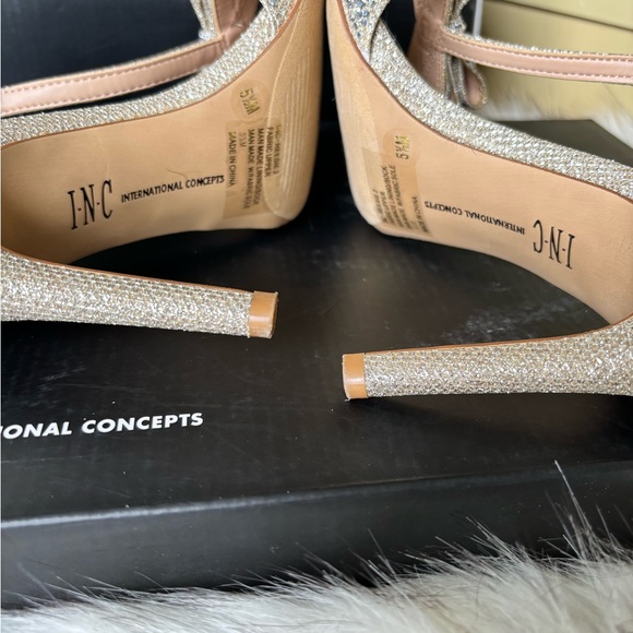 ❤️ The classic dance shoe from INC MACYS INTERNATIONAL-CONCEPTS T-STRAPS🥰 - Picture 8 of 14
